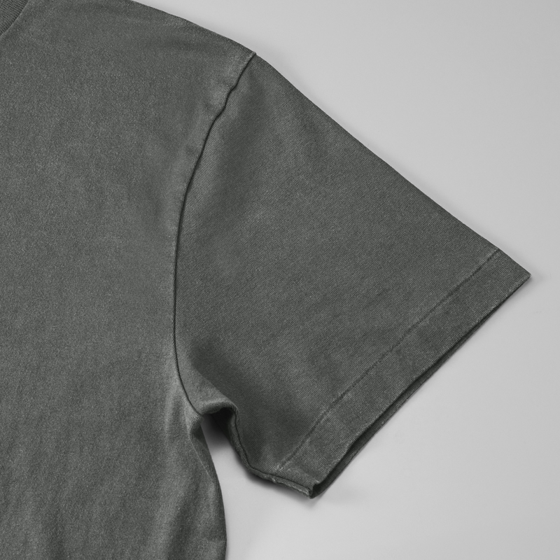 袖口はシングルステッチ始末(天地引き)