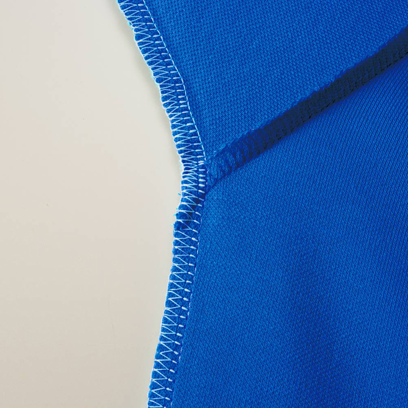 下袖と脇下に消臭糸を縫製糸として使用